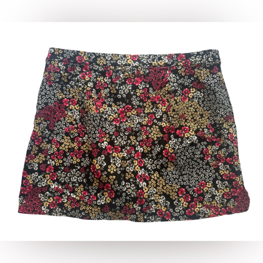Rafaella Comfort Floral Print Skort - Picture 3 of 7